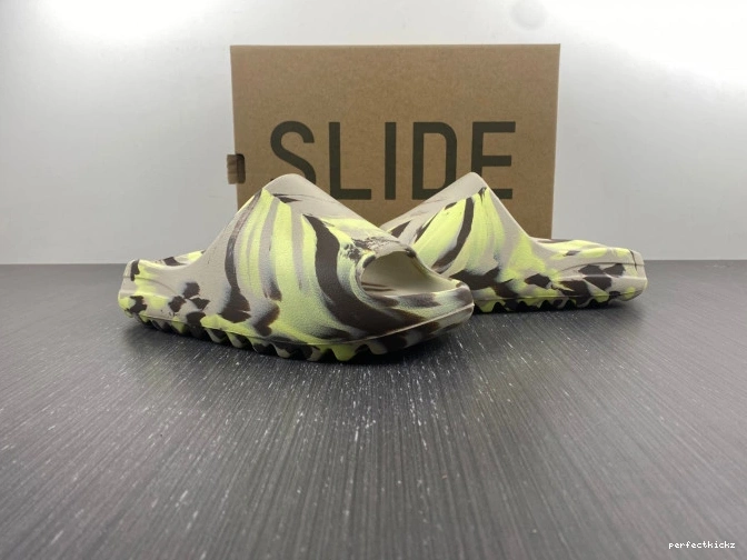 Slide Adidas Yeezy FZ5899 0731